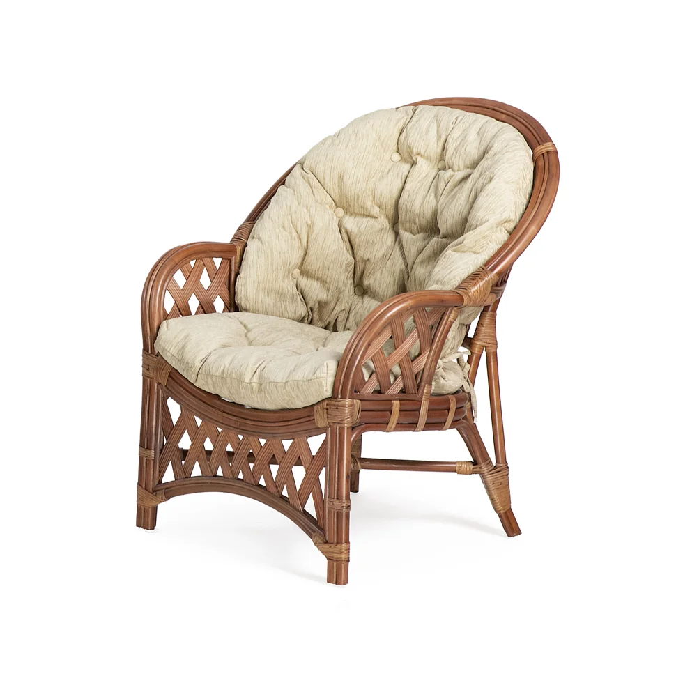 Кресло Черчилль, миндаль матовый, подушки бежевые