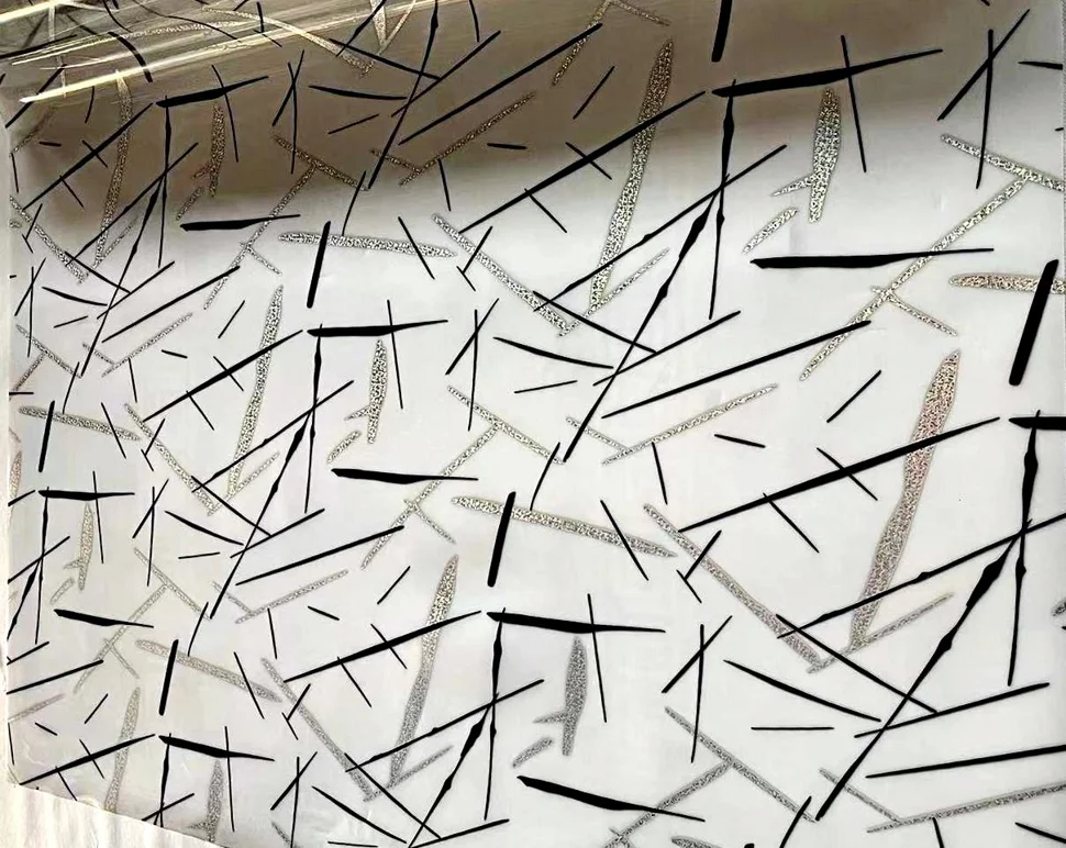 Термопленка 0,8x20м, толщина 0,65мм, серебро/белый фон, Dekorelle 241-SW Термопленка 0,8x20м, толщина 0,65мм, серебро/белый фон, Dekorelle 241-SW