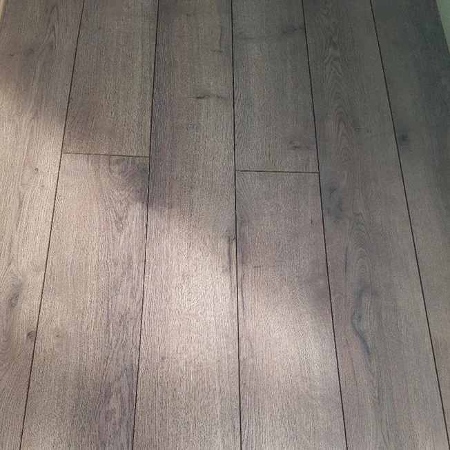 Ламинат SUNFLOOR 33 класс Дуб Альгамбра 159х1380х12 арт.105 ( с фаской) AQUA 24H