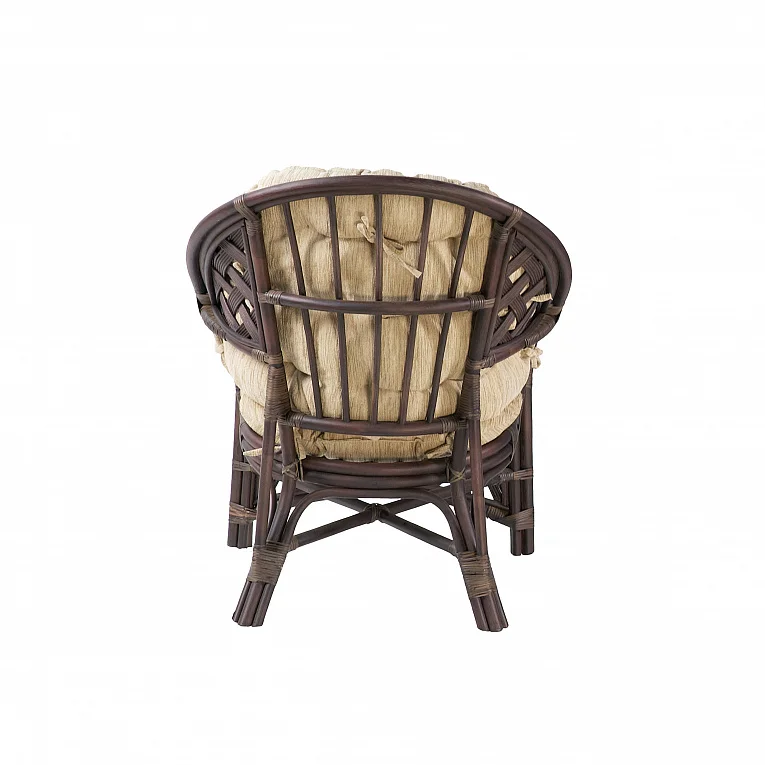 Кресло Черчилль, орех матовый, подушки бежевые