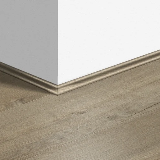 Плинтус ламинированный Quick-Step Скоция 17х17х2400 мм арт.3557