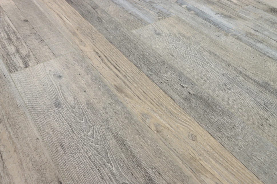 Ламинат виниловый водостойкий SPC CronaFloor 4V Wood 34 класс Дуб Марсель 1200*180*4.0 мм (с фаской) Ламинат виниловый водостойкий SPC CronaFloor 4V Wood 34 класс Дуб Марсель 1200*180*4.0 мм (с фаской)