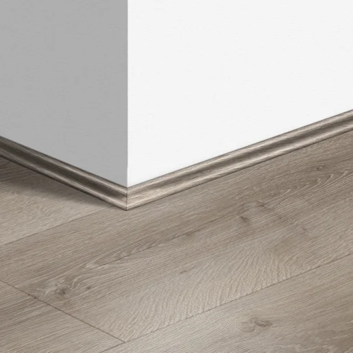 Плинтус ламинированный Quick-Step Скоция 17х17х2400 мм арт.3552