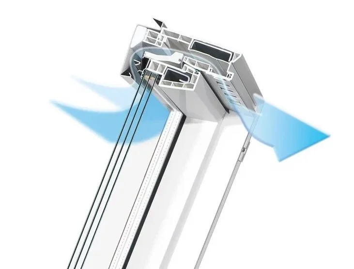 Окно FAKRO PTP-V U4 двухкамерное 78х140 Окно FAKRO PTP-V U4 двухкамерное 78х140