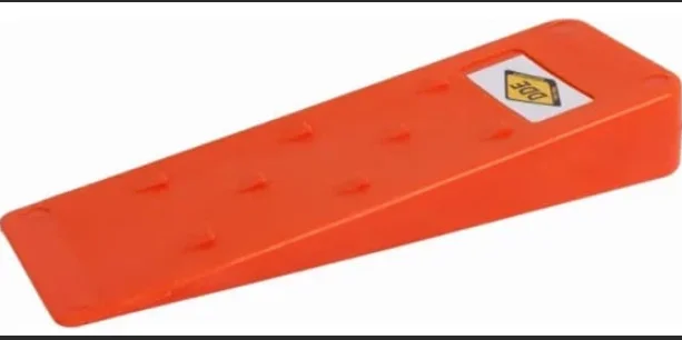 Клин для валки деревьев DDE 300 мм (12") пластик Клин для валки деревьев DDE 300 мм (12") пластик