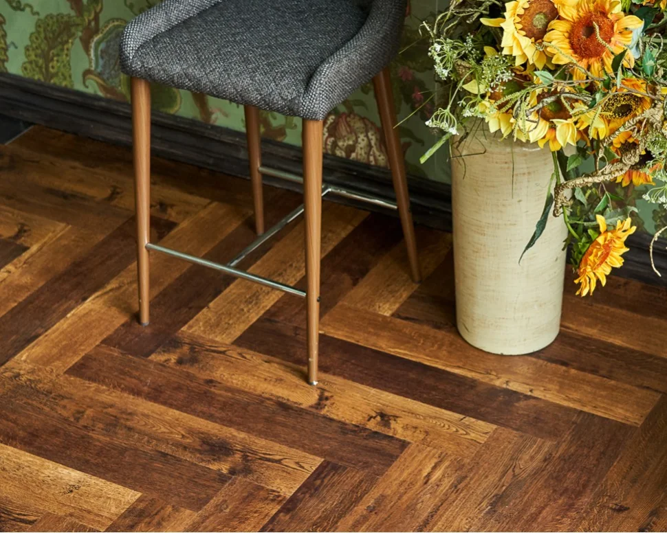 Плитка виниловая VINILAM PARQUET HERRINGBONE замковая Паркет Парижский IS11155, 120*720*6,5мм , 43 класс