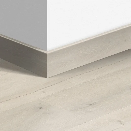 Плинтус паркетный QUICK STEP 77х14х2400 мм арт. 4748