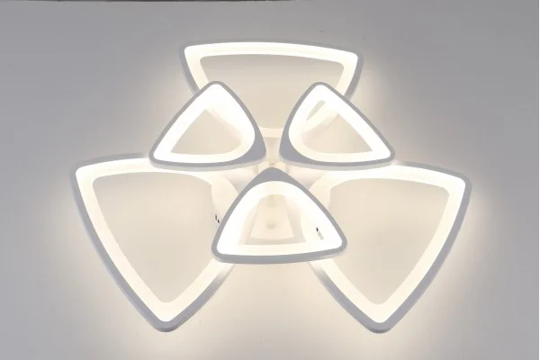 Люстра Peligroso 39083-3+3, LED 180W