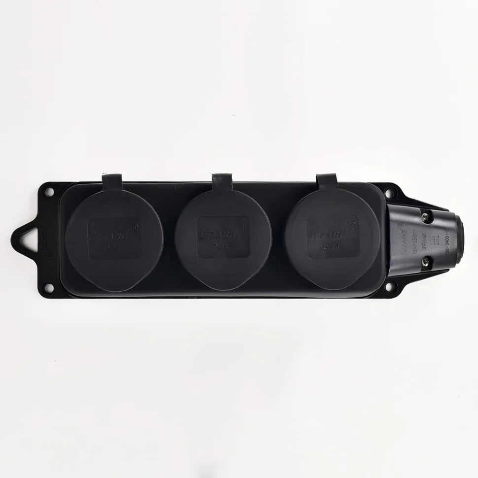 Розетка переносная Lezard 3-местная с заглушками 2Р+РЕ 1х16А 220-240V (каучук)