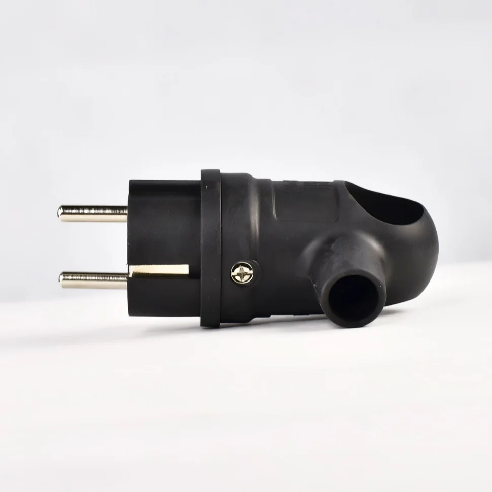Вилка с ручкой Lezard 2Р+РЕ 1х16А 220-240V (каучук)