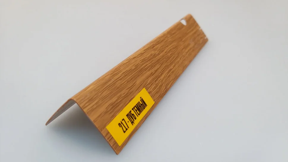 Угол ПВХ Идеал цветной текстурный 15*15, 2,7м Дуб темный 217