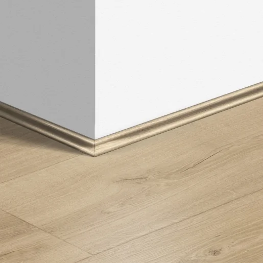 Плинтус ламинированный Quick-Step Скоция 17х17х2400 мм арт.3550