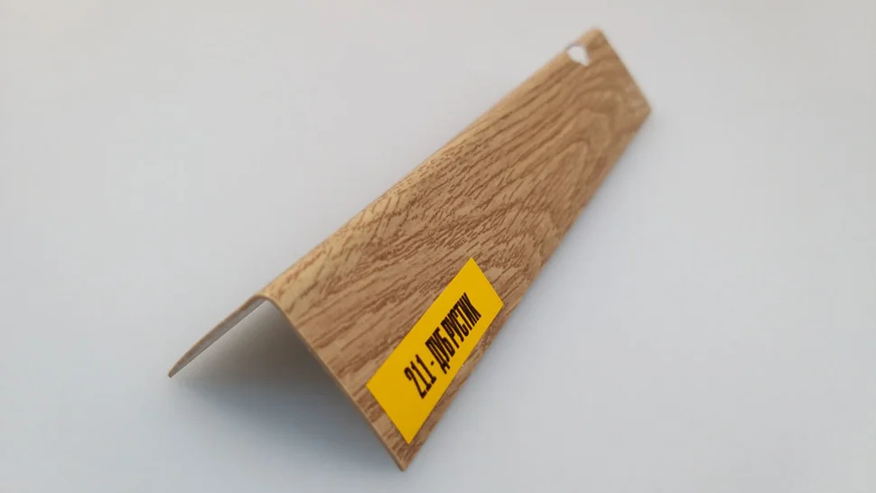 Угол ПВХ Идеал цветной текстурный 20*20, 2,7м Дуб рустик 211 Угол ПВХ Идеал цветной текстурный 20*20, 2,7м Дуб рустик 211