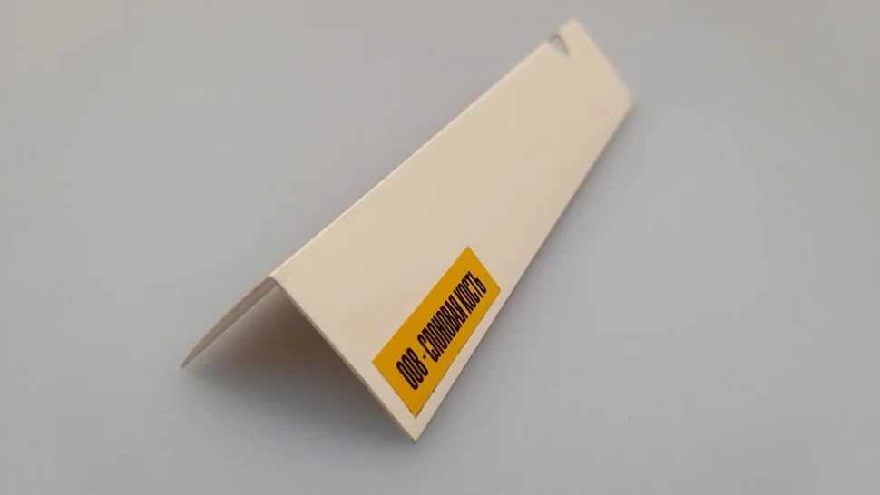 Угол ПВХ Идеал цветной однотонный 20*20, 2,7м Слоновая кость 008