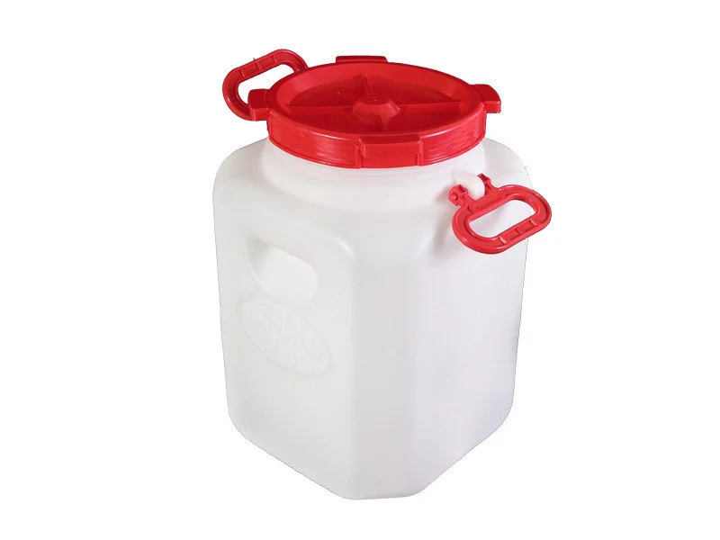 Бочка 30 л белая пластик дачная (квадратная)