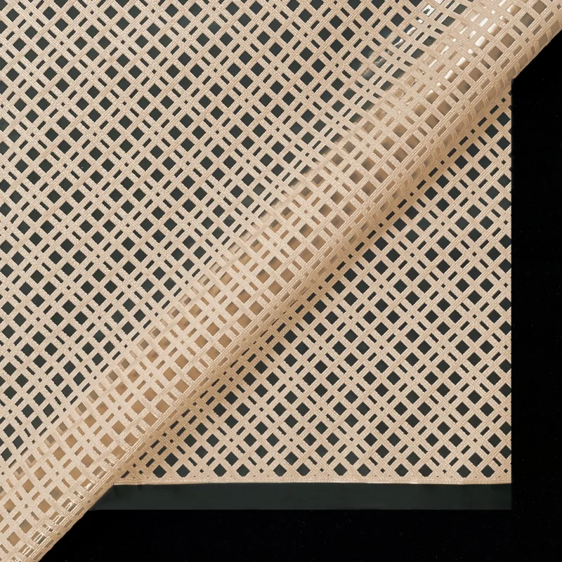 Клеенка столовая виниловая ЭЛЕГИЯ 1,35х22м 010-beige