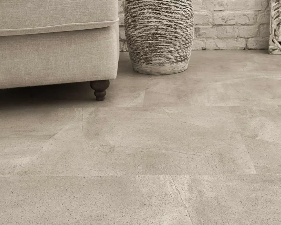 Плитка виниловая CERAMO VINILAM XXL STONE GLUE клеевая Бетонная смесь 61603, 480*950*2,5мм , 43 класс