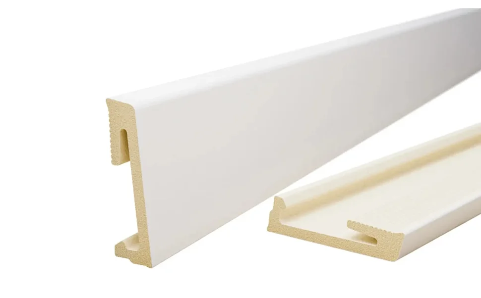 Плинтус SALAG ALPHA Bia&#322;y (белый) 60мм ПВХ гибкий 2,2 м