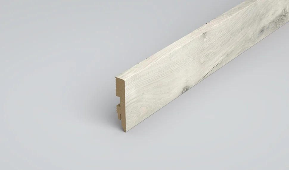 Плинтус шпонированный CLASSEN Prestige Дуб Атлантис 80х16x2400мм, арт.2223897